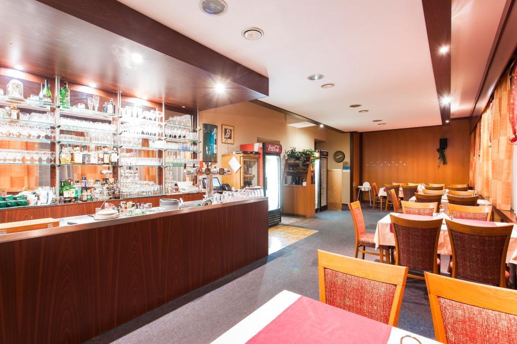 格兰德酒店 坦瓦尔德 外观 照片